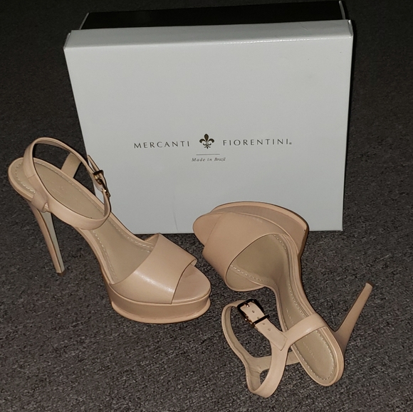 Blush color leather sandals - Picture 5 of 8